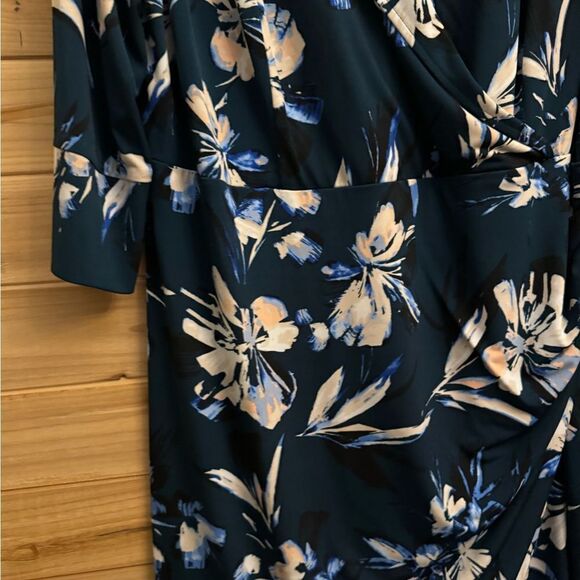 Eliza J Size 18W Emerald Green Floral Print Collared Wrap Dress - Picture 4 of 14